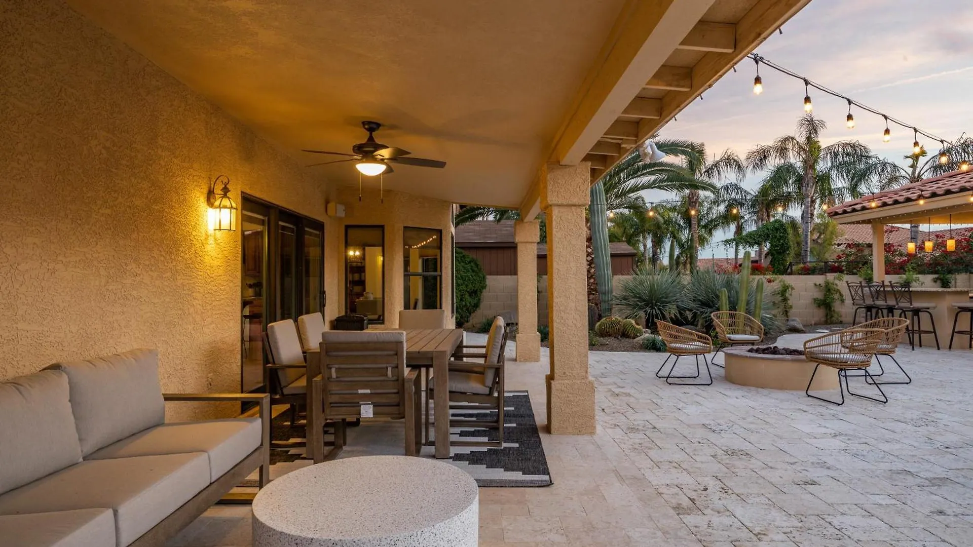 Arch Views Beautifully Designed Home With Swimming Pool Table And More Phoenix USA