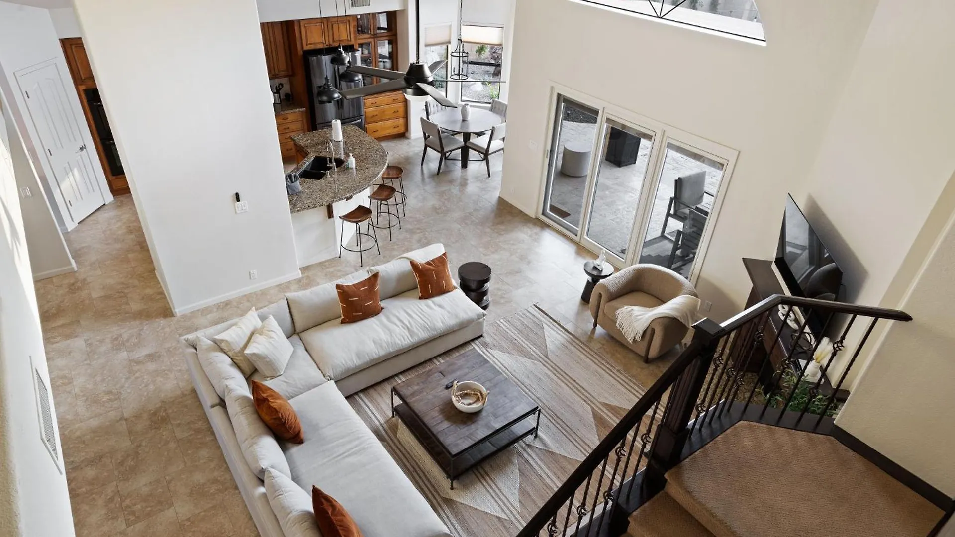 Arch Views Beautifully Designed Home With Swimming Pool Table And More Phoenix USA